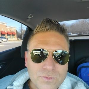 Meet your Posher, George